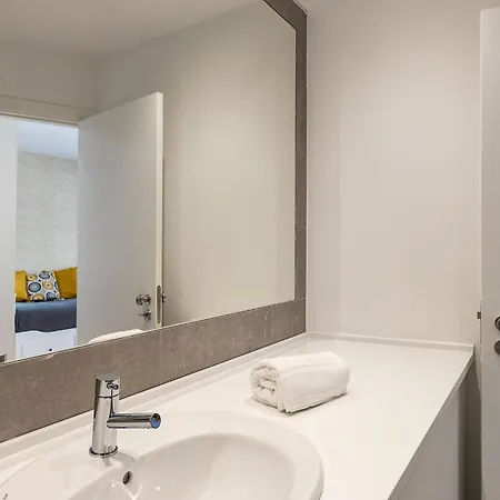 Design And Bright Near Pasteis De Belem *