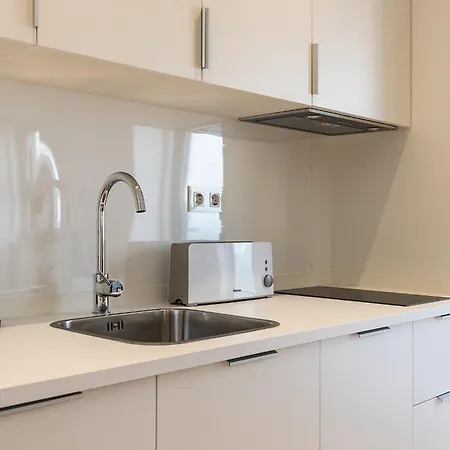 Apartament Design And Bright Near Pasteis De Belem