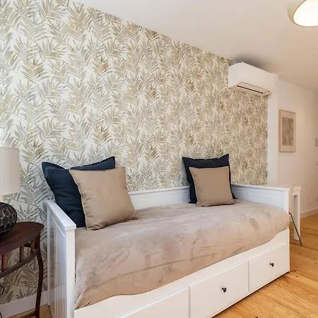 Апартаменти Design And Bright Near Pasteis De Belem *