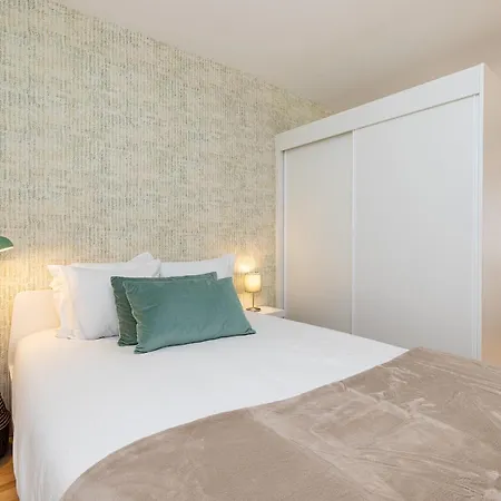 Design And Bright Near Pasteis De Belem *