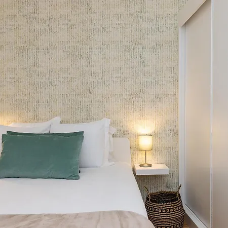 Design And Bright Near Pasteis De Belem Apartament Lizbona